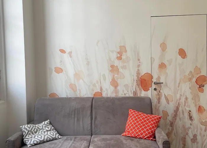 아파트 U Papaviu Cairoli *